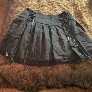Rowme black skirt lace trimmed. Size large tags still attached